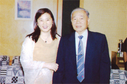 深圳康利石材集團(tuán)董事長——王翠霞女士