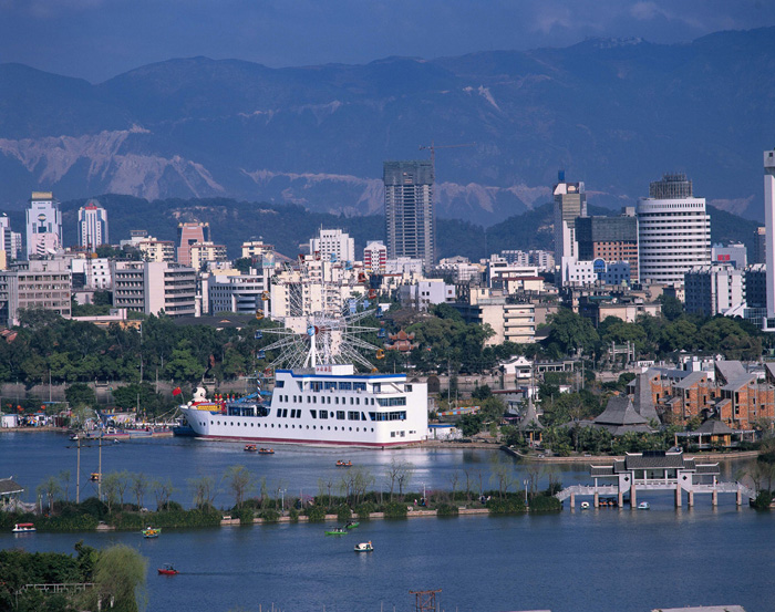 福州南公園藝術(shù)品交流中心一周后開放