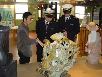 云浮海關：特色服務點亮石材產業
