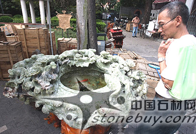 “奇石展”亮相多倫路文化街