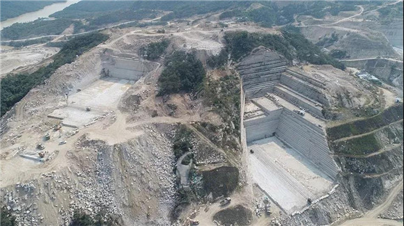 河南修復成果：羅山縣“三區兩線”范圍礦山復綠項目順利通過專家驗收