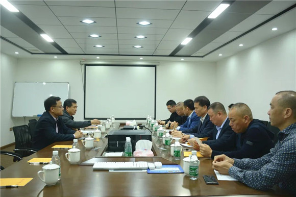 南安市商協(xié)會(huì)互動(dòng)發(fā)展促進(jìn)會(huì)副會(huì)長(zhǎng)李榮忠、葉謀鋒蒞臨協(xié)會(huì)調(diào)研交流
