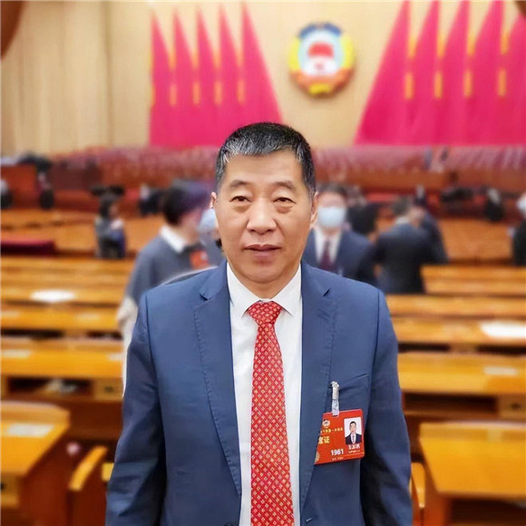 全國(guó)政協(xié)委員朱新勝：建材行業(yè)要堅(jiān)定不移朝綠色、健康、科技方向轉(zhuǎn)型升級(jí)