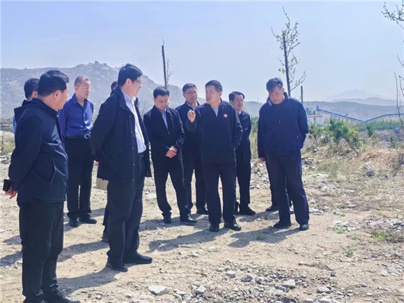 省第四生態環境保護督察組下沉五蓮縣督察礦石開采加工并督導群眾舉報件辦理工作