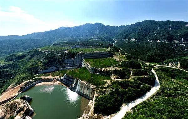 儲量超3億噸！年產(chǎn)近1000萬噸！湖北一大型花崗巖礦正式開工！